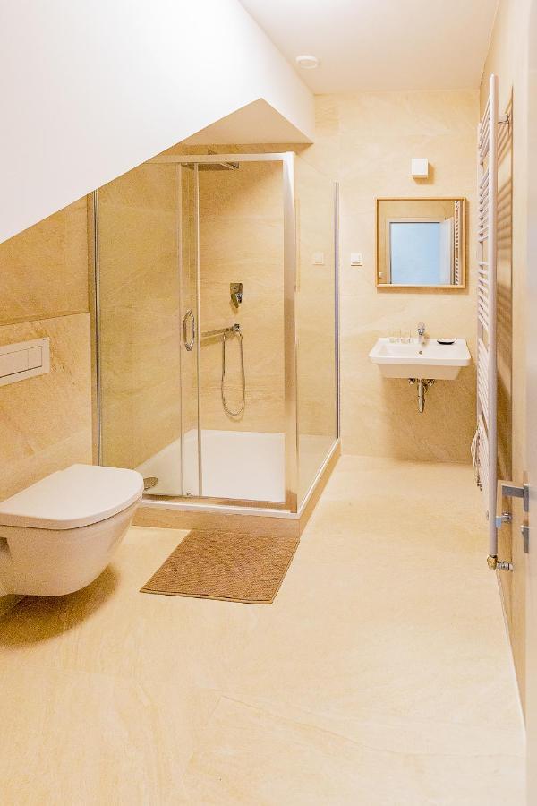 Exclusive Penzion Viva Residence Mladá Boleslav المظهر الخارجي الصورة